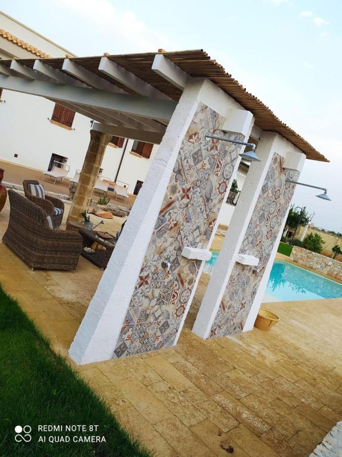 Villa La Cuccuvascia pool house Alessano Exterior foto